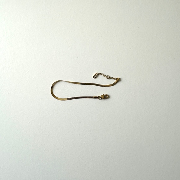 Ana Luisa Herringbone Bracelet 7” NWOT with dust pouch. - Picture 6 of 9